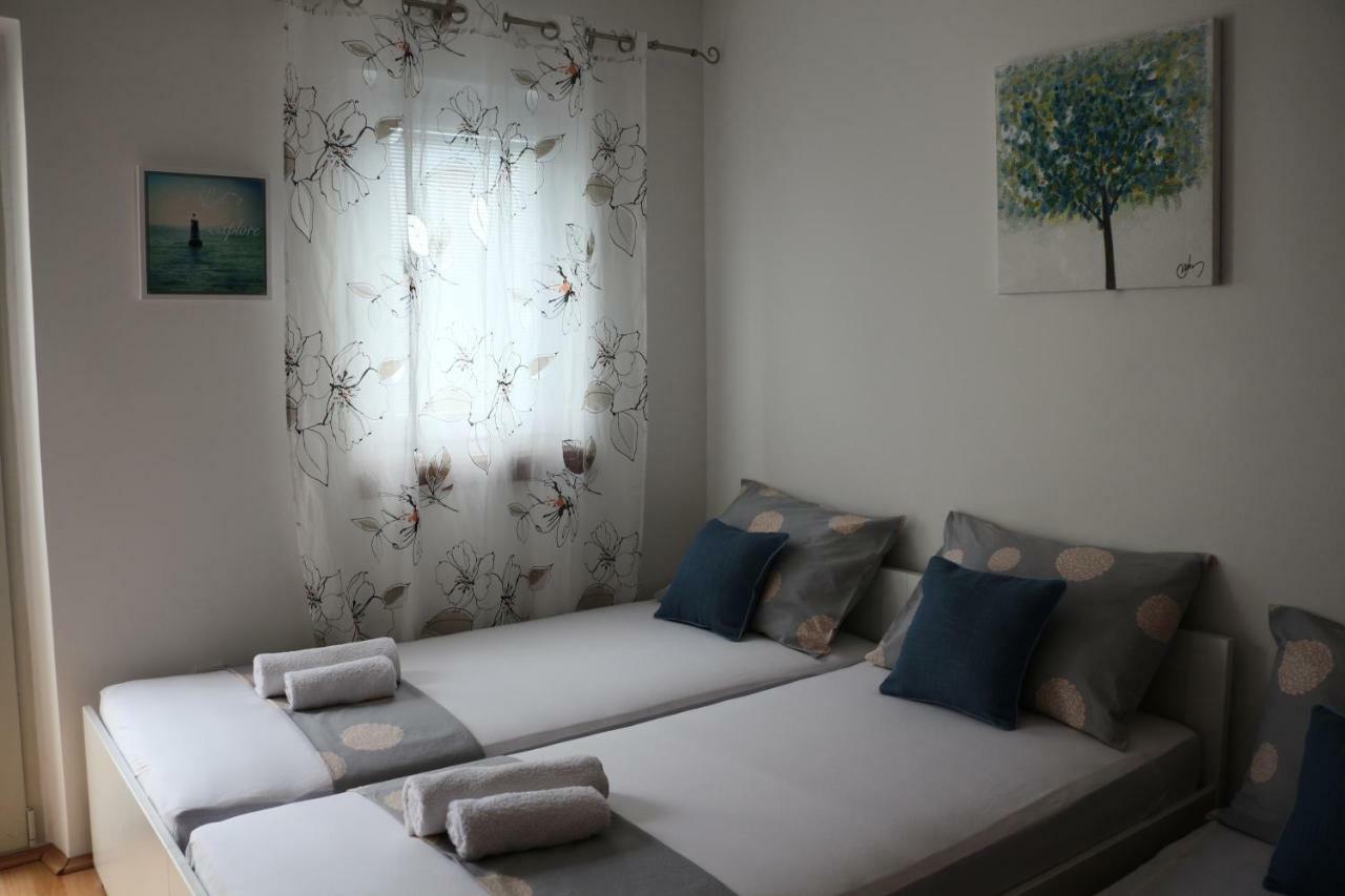 Apartment Mlacic Hvar Island Exterior foto